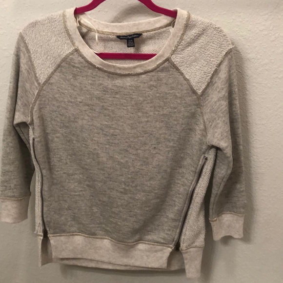 American Eagle Long Sleeve - Picture 1 of 5